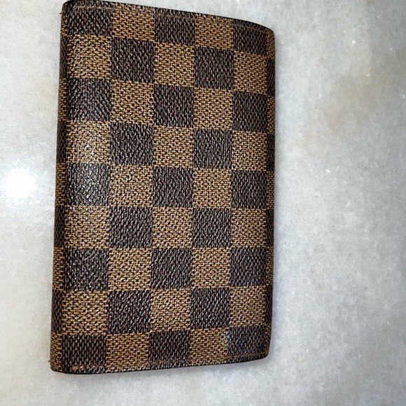 LV wallet - Picture 10 of 13